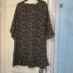 Black and cream long sleeved leopard print dress